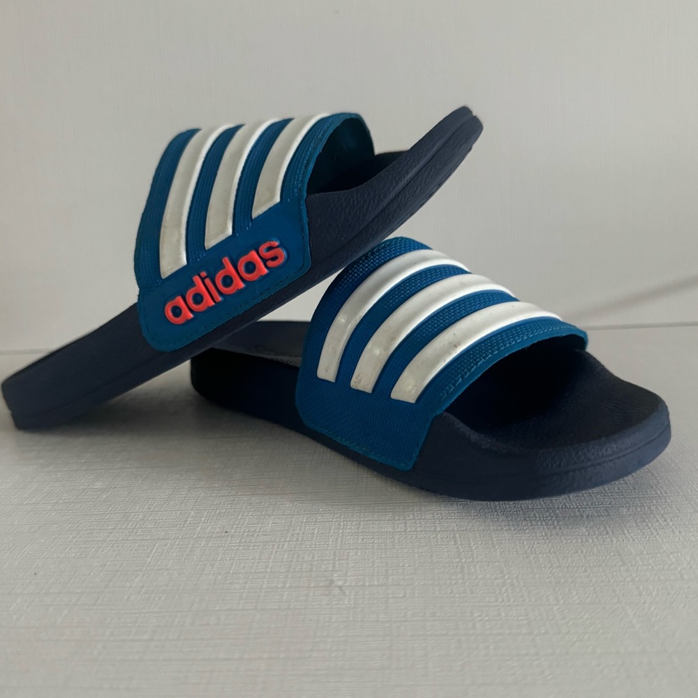 Adidas Boy Slides Size 1.